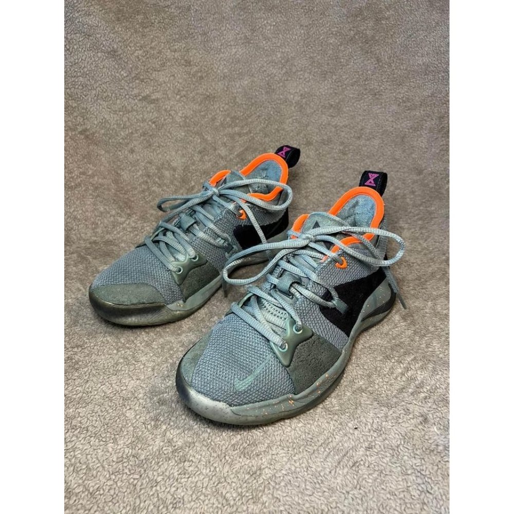 Nike Boys Sneakers Size 3.5 Green